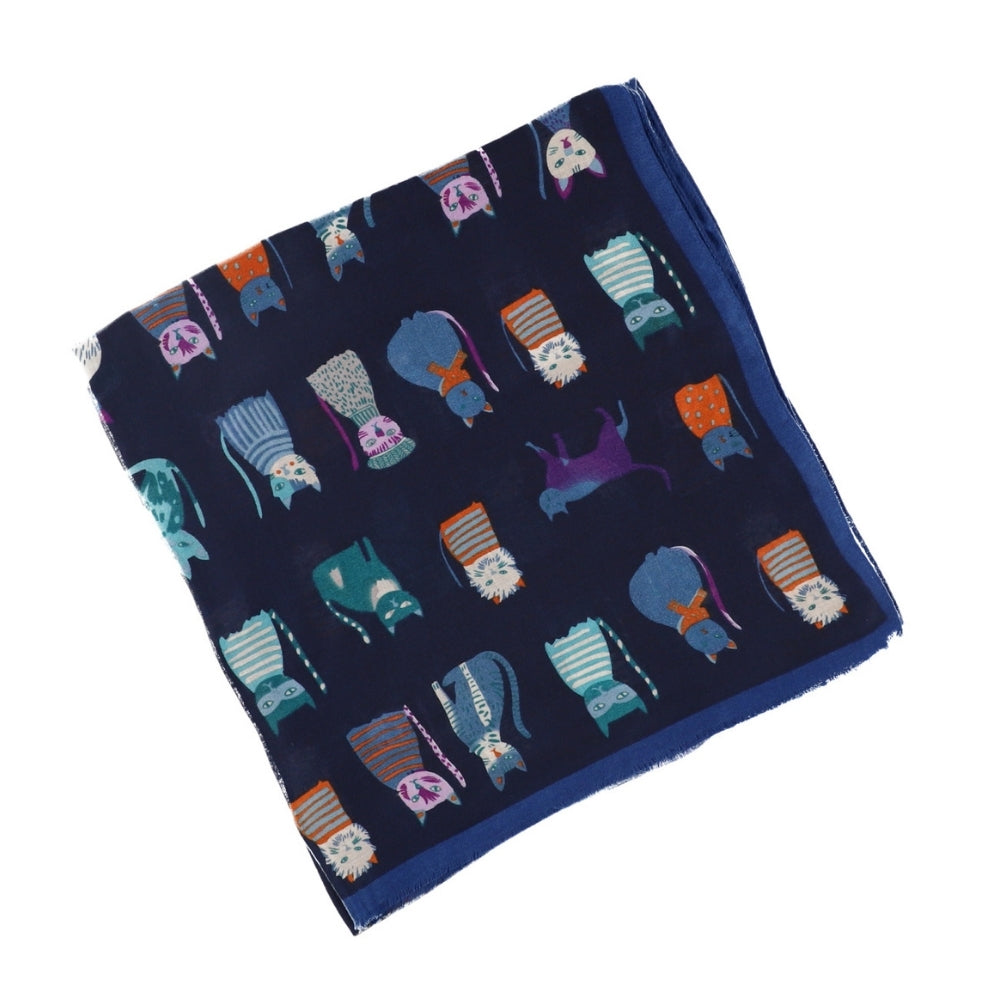 Miękki niebieski długi szal w koty Nikko (6)